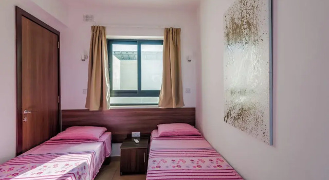 Апартаменты Blue Harbour – Seafront Self-Catering Holiday Penthouse – St Paul’s Bay