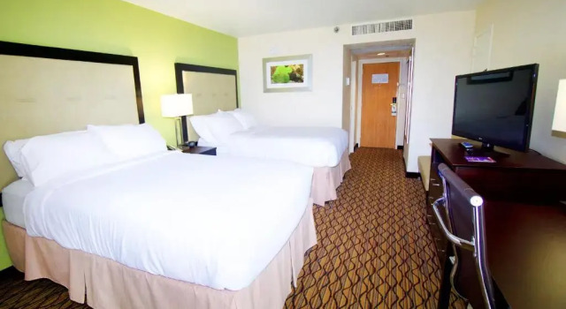 Четырёхместный номер Standard с видом на океан Holiday Inn Corpus Christi Downtown Marina by IHG