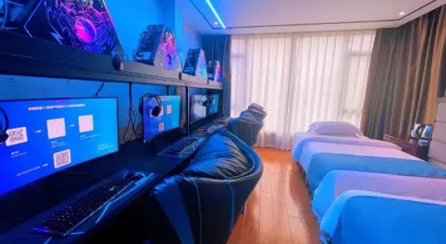 Кровать в общем номере Aiwan E-sports Homestay (Wanzai Foreign Language School Bus Station)