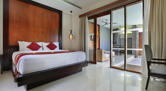 Вилла с бассейном с 2 комнатами Samaja Villas Seminyak