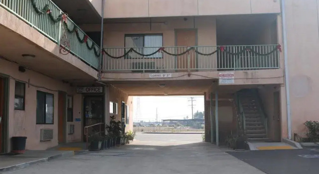 Four Corners motel