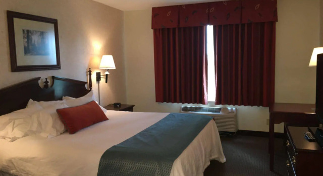 Grand Hinckley Inn, Rezervați Hotel Hinckley 