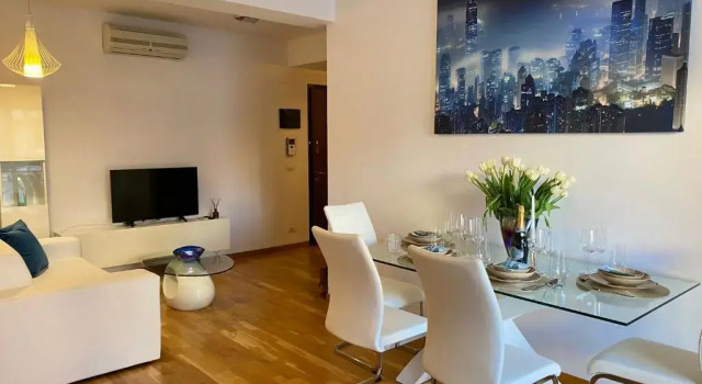 Family Suite Apartment, Prenota Appartamento Hotel a Timiş con parcheggio, Parcheggio