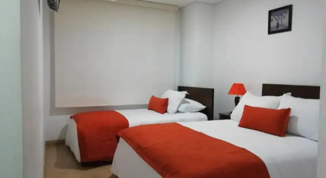 Hotel Portal de los Andes, Брондау Қонақ үй Teusaquillo Богота