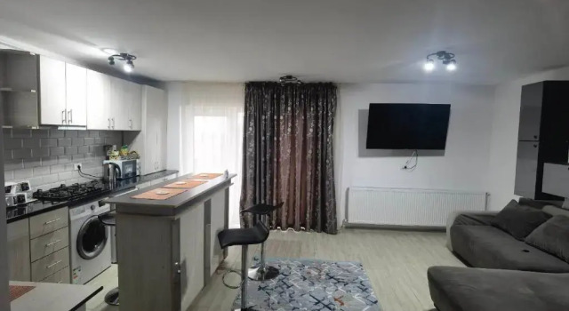 Апартаменты Apartament cu 2 camere zona Hanul cu Peste