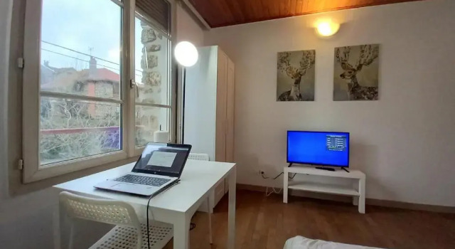 Апартаменты c 1 комнатой Rosny Sous Bois, appartements au centre ville