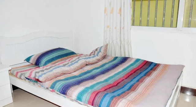In the Spring International Youth Hostel, Prenota Ostello Dehong Yunnan