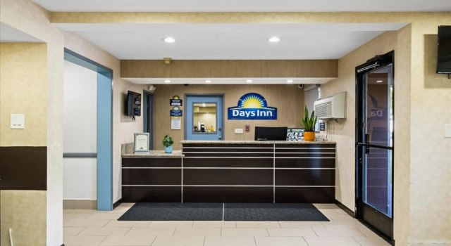 Days Inn by Wyndham Woodland, Забронировать Отель Отели Вудленд с завтраком, рядом с Исторический сельскохозяйственный центр Хейдрика, Завтраки