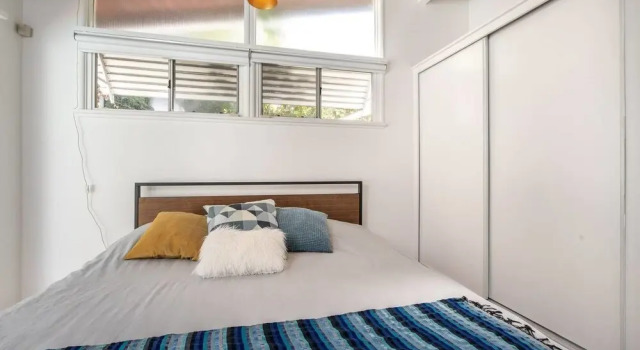 Mid-mod Pool Home With Palm Springs Vibe 2bdr, Забронировать Отель Отели Глендейл с бассейном, Бассейн