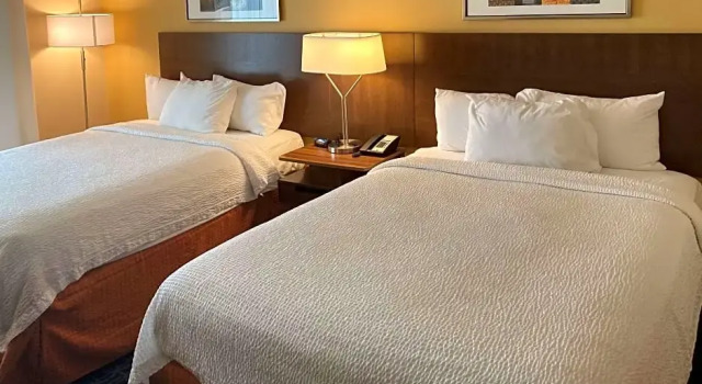 Четырёхместный люкс Comfort Inn & Suites Ankeny - Des Moines