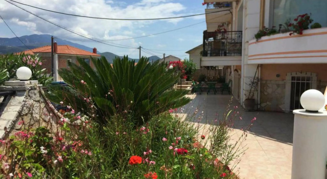 Hellenic Sun Studios & Apartments