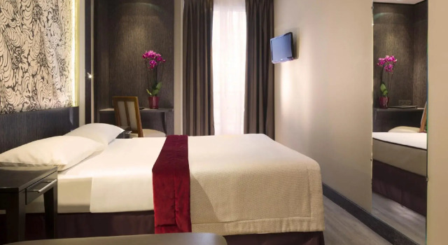 Номер Standard Central Hotel Paris