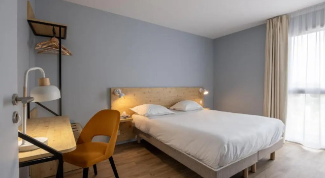 Апартаменты с 2 комнатами The Originals City, Hôtel Le Relais des Deux Mers, Marmande Sud