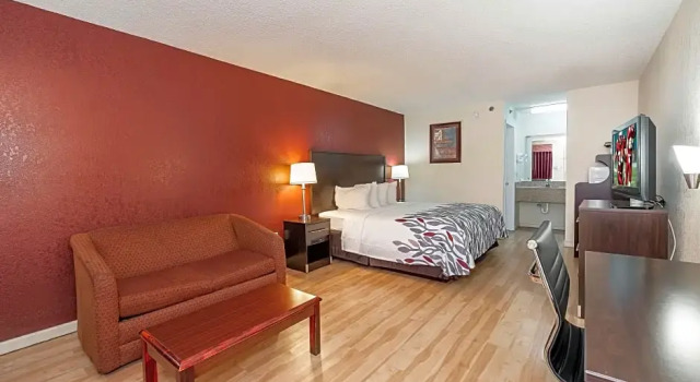 Двухместный номер Standard Red Roof Inn Martinsburg
