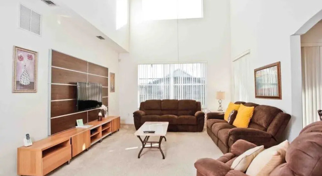 Close To Disney-5br/3.5bth- Private Pool 5 Bedroom Home
