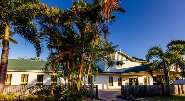Двухместная студия Shamrock Gardens Motel