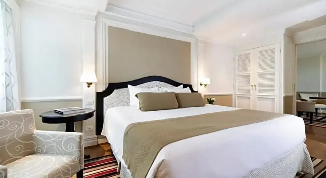 Номер Deluxe с балконом Grand Mercure Sao Paulo Ibirapuera