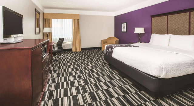 Двухместный номер Standard La Quinta Inn & Suites by Wyndham Dallas South-DeSoto