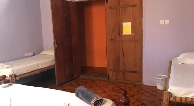 Simba Garden Lodge - Hostel, Забронировать Хостел Хостелы Падже, рядом с Пляж Paje Beach, Хостел