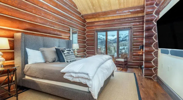 Villas At Tristant 137 by Avantstay Ski In/ Ski Out Home + Private Hot Tub + Panoramic Views
