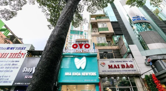 OYO 405 Saigon Home, Забронировать Отель Танбинь 