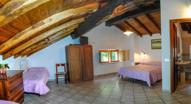 Agriturismo La Ferrera, Book Vacation Home Varco Sabino 