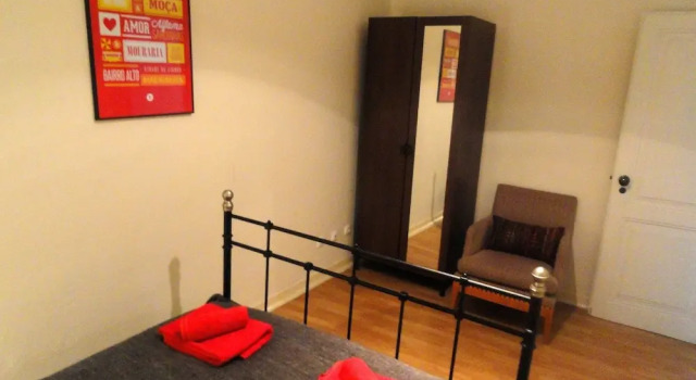 Lisbon Experience Apartments Príncipe Real, Забронировать Апартаменты/квартира Мизерикорди Лиссабон, рядом с Станция метро Рестаурадореш