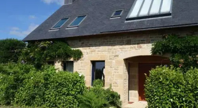Holiday Home Kreiz An Avel, Забронировать Отель Отели в центре Ла-Трините-сюр-Мер, в центре