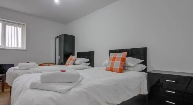 2 Bedroom, Apt 10, Luxury Apartments Throstles Nest, Rezervasyon Daire Trafford daireler, Daire