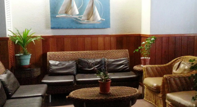 West Plaza Hotel by the Sea, Đặt Khách sạn Khách sạn 3 sao ở Koror, 3*