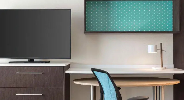 Двухместная студия Home2 Suites By Hilton Milwaukee West