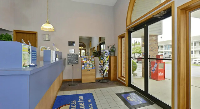 Americas Best Value Inn Saint Ignace, Забронировать Отель Сент-Игнас штат Мичиган