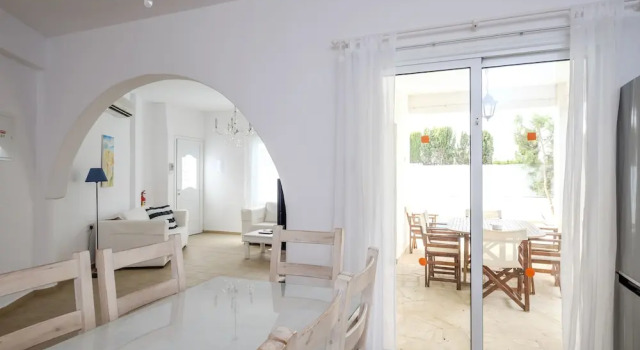 Вилла с 4 комнатами с балконом и с видом на сад Thalassines Villas