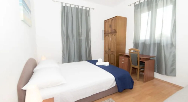 Apartments Stipe, Book Lejlighed Hoteller i Split Region med parkering, Parkering