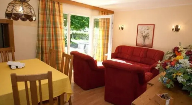 Ferienwohnungen Kärnten Dr. Baumgartner, Rezerwuj Hotel Hotele w Karyntia z parkingiem, Parking