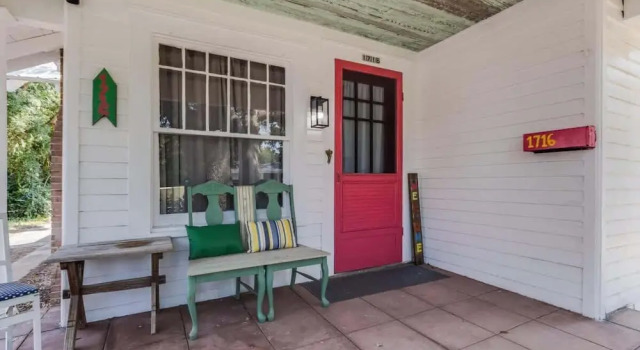 Miazza Cottage in Gulfport, Забронировать Дом для отпуска Галфпорт Миссисипи - побережье, рядом с Bert Jones Yacht Harbor