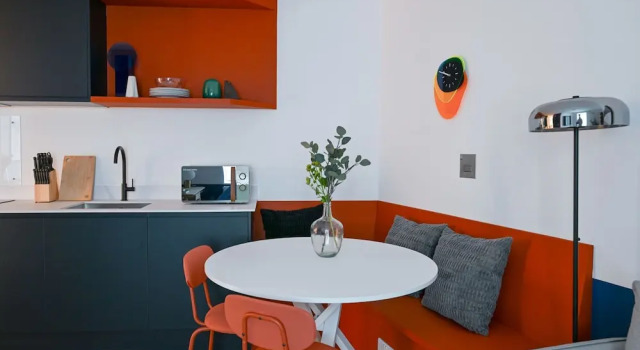 Апартаменты Luxurious 2-bedroom Flat Close to Angel Stn