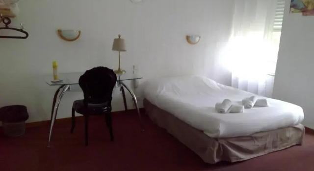 Standardowy pokój Hôtel Central
