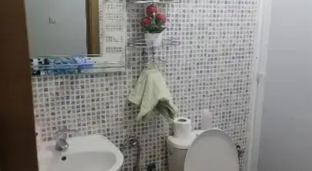 Sweet appartement Gigi, Rezerwuj Apartament Hotele w Tanger-Tetouan z parkingiem, Parking