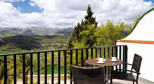 Двухместный номер Terrace Superior Отель Catalonia Reina Victoria