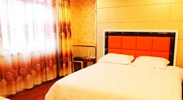 GreenTree Alliance NanJing HongYang Square QiaoBei Passenger Station Hotel