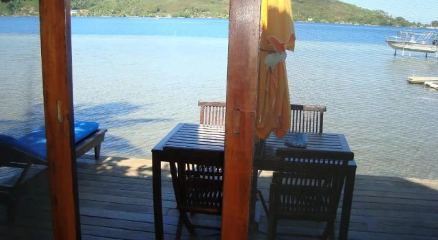 Бунгало Deluxe Bora Bora Bungalove