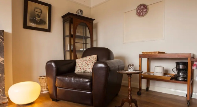 Unique & Beautiful Home for 8 in East Putney