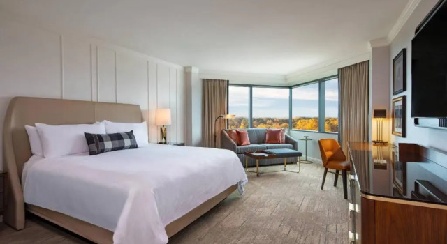 Номер Deluxe JW Marriott Atlanta Buckhead