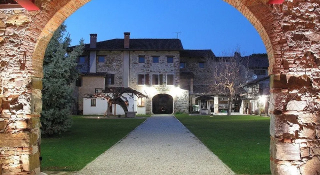 Agriturismo il Vagabondo, Buchen Sie Bauernhof Hotels in Buttrio mit Parkplatz, Parkplätze