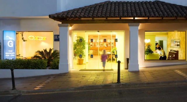 Gavimar Ariel Chico Hotel and Apartments, Book Lejlighed Hoteller i Cala d'Or med morgenmad, Morgenmad
