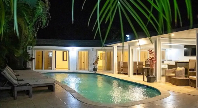 Вилла Deluxe Specially Design 6 Bedroom Villa With King Beds