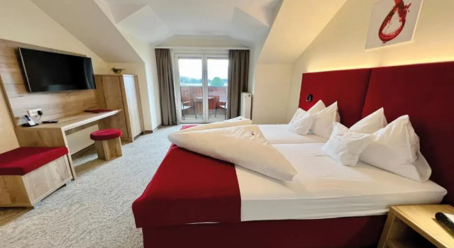 Семейный номер Standard с видом на горы Hotel Pachernighof
