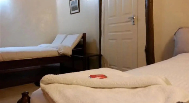 The Great Circle Lodge, Book Hostel Nanyuki Laikipia
