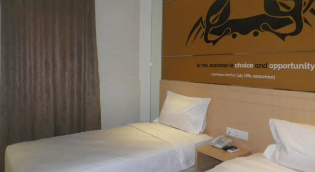 Двухместный номер Superior Zodiak Asia Afrika by KAGUM Hotels
